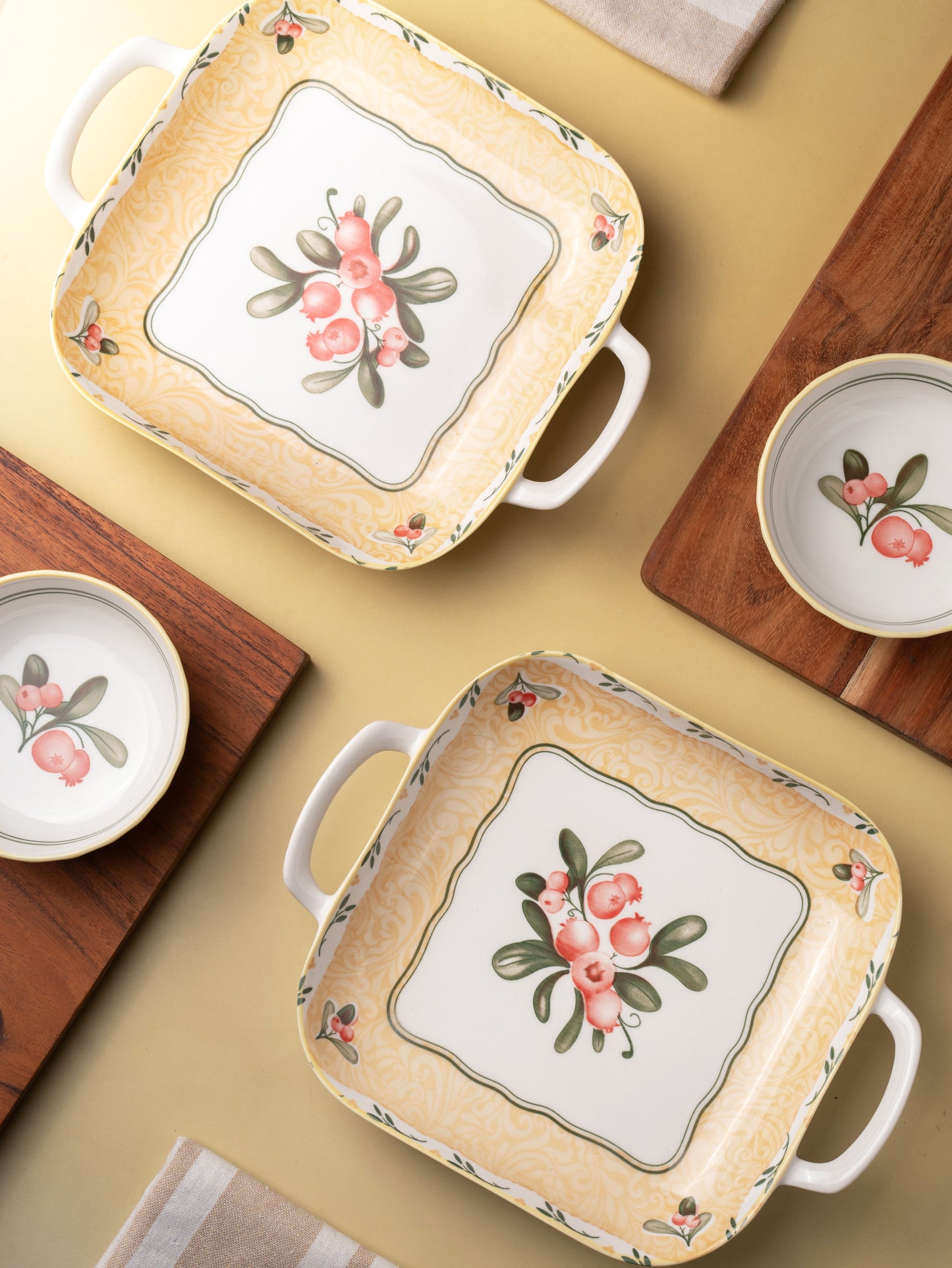 Floral Ceramic Serving Bowl & Platter Set – Elegant 4-Piece Dinnerware Collection