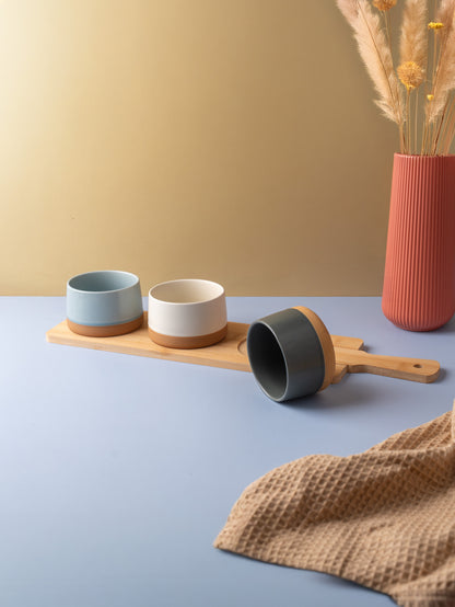 4-Piece Ceramic Bowl Set with Wooden Platter – Modern Kitchen Serveware