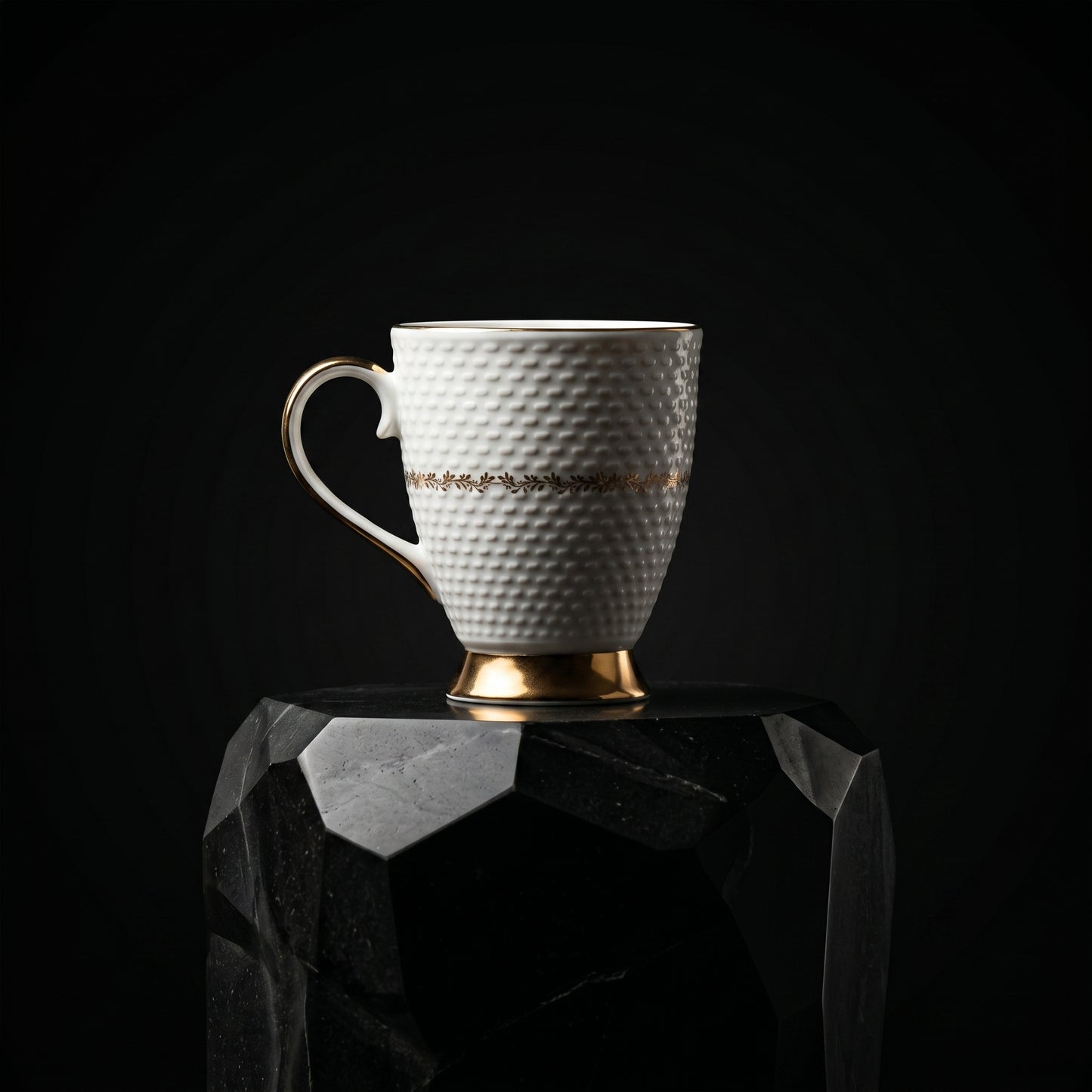 Royal Hammered Gold Ceramic Mug Set (Set of 6)